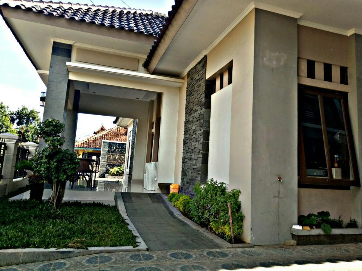 Wisma Andali Syariah Near Rsud Cideres Majalengka Eksteriør bilde